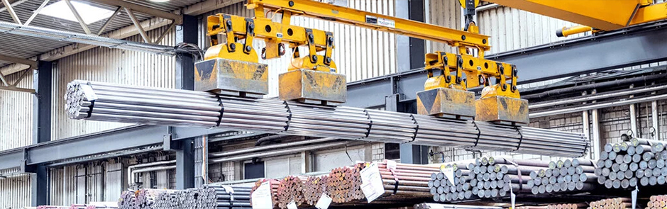 Moving merchant bars safely with TRUNINGER.